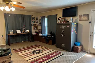 3208 N Roadrunner Ct, Granbury, TX 76049 - Photo 8