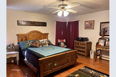 3208 N Roadrunner Court, Granbury, TX 76049 - Photo 12