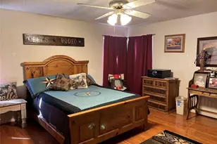 3208 N Roadrunner Ct, Granbury, TX 76049 - Photo 12