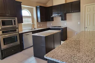 333 Cave River Dr, Murphy, TX 75094 - Photo 2