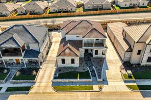 936 El Dorado St, Weatherford, TX 76086 - Photo 2