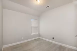 5749 Diamond Valley Dr, Fort Worth, TX 76179 - Photo 12