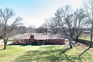 551 Co Rd 3390, Paradise, TX 76073 - Photo 1