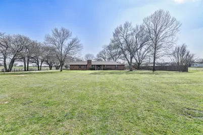 551 County Road 3390, Paradise, TX 76073 - Photo 24