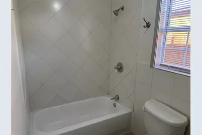 809 Cliffdale Avenue, Dallas, TX 75211 - Photo 18