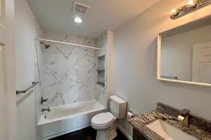 504 Green St, Bowie, TX 76230 - Photo 8