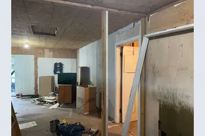 517 E Broadway Street #A, Gainesville, TX 76240 - Photo 4