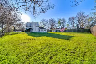 400 S Washington St, Pilot Point, TX 76258 - Photo 18