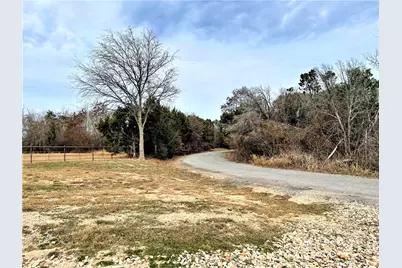 8634 Retreat, Cleburne, TX 76033 - Photo 22