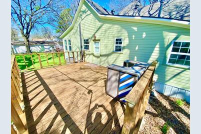 909 W 10th Street, Bonham, TX 75418 - Photo 4