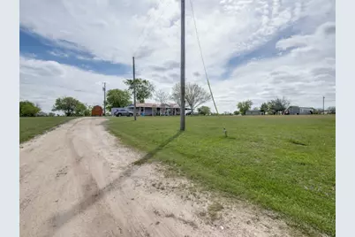 17553 Mary Polk Road, Justin, TX 76247 - Photo 6