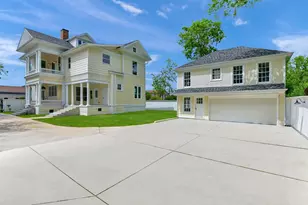 511 S Travis St, Sherman, TX 75090 - Photo 32