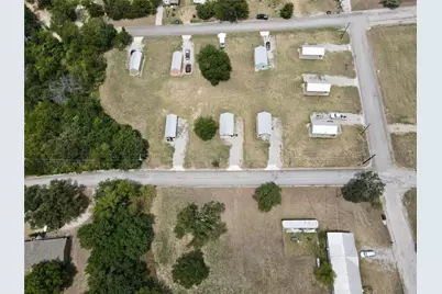 507 Ussery Street, Bowie, TX 76230 - Photo 4