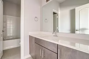 10501 Beacon Ridge Dr, Fort Worth, TX 76036 - Photo 32