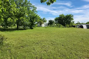 308 Coyote Trail, Rhome, TX 76078 - Photo 4