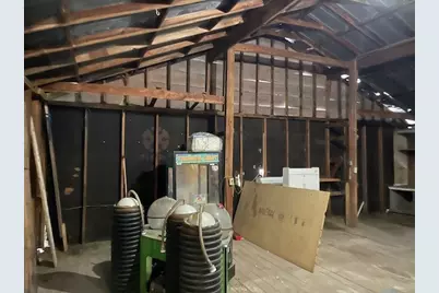 517 E Broadway Street #304H Jefferson St, Gainesville, TX 76240 - Photo 2