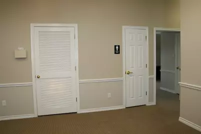 1601 W Henderson, Cleburne, TX 76033 - Photo 6