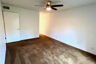 4845 Cedar Springs Rd, Dallas, TX 75219 - Photo 18