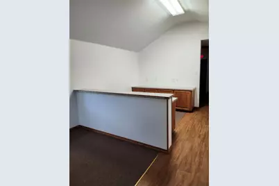 828 N Main Street, Springtown, TX 76082 - Photo 4