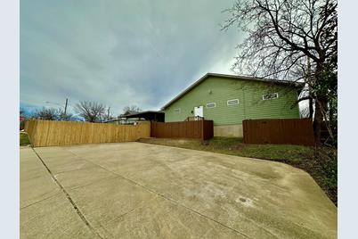 115 E College Street #103, Sherman, TX 75090 - Photo 2