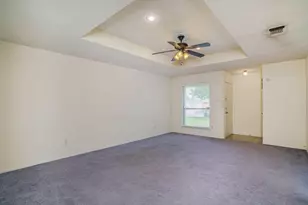 3628 Hulen Park Cir, Fort Worth, TX 76123 - Photo 6