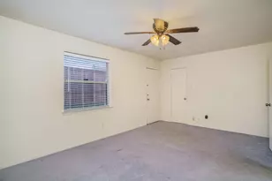 3628 Hulen Park Cir, Fort Worth, TX 76123 - Photo 16