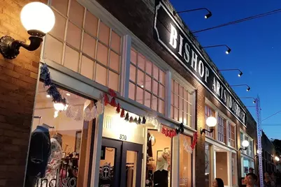 381 E Greenbriar Lane #1403, Dallas, TX 75203 - Photo 26