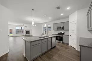 1913 Seminole Dr, Cleburne, TX 76033 - Photo 12