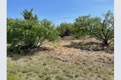 527 Beacon Circle, Brownwood, TX 76801 - Photo 2