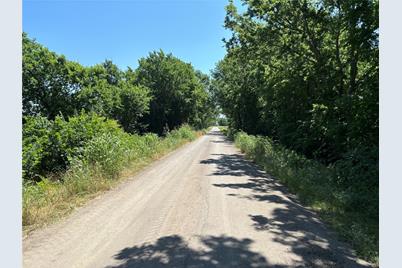 2516 County Road 1017, Wolfe City, TX 75423 - Photo 22