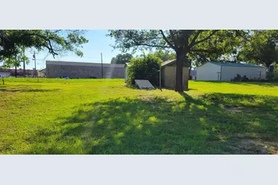 209 E 1st Street, Springtown, TX 76082 - Photo 1