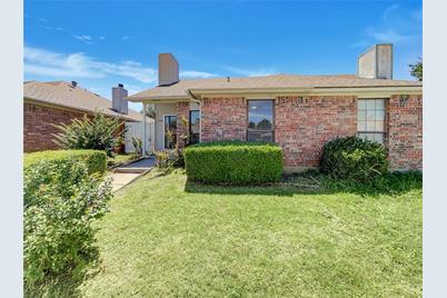 2508 Summer Place Drive, Arlington, TX 76014 - Photo 1