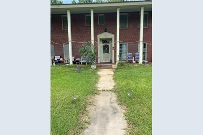 801 E Hospital Street, San Augustine, TX 75972 - Photo 1