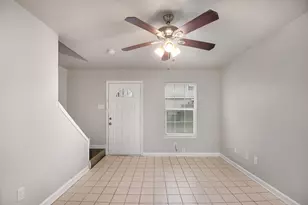 4936 Flamingo Rd, Fort Worth, TX 76119 - Photo 6