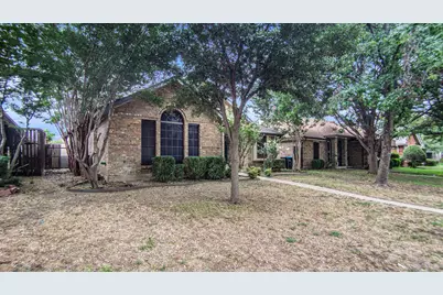 6908 Bentley Avenue, Fort Worth, TX 76137 - Photo 2