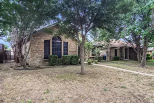 6908 Bentley Ave, Fort Worth, TX 76137 - Photo 2