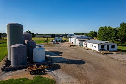 174 Choctaw Street, Deport, TX 75435 - Photo 2