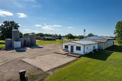 174 Choctaw Street, Deport, TX 75435 - Photo 1