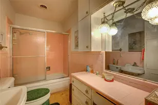 7209 Hackberry Dr, Greenville, TX 75402 - Photo 10