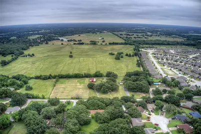 7209 Hackberry Drive, Greenville, TX 75402 - Photo 8