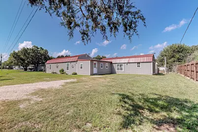 325 Teakwood Avenue, Streetman, TX 75859 - Photo 4