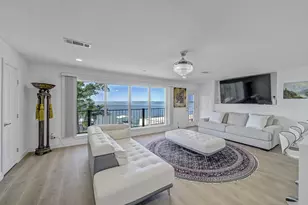 8295 Eagle Mountain Cir, Fort Worth, TX 76135 - Photo 10