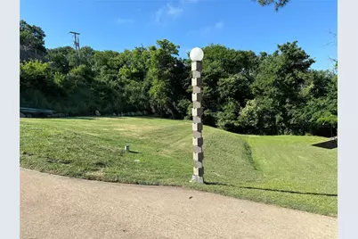 8295 Eagle Mountain Circle, Fort Worth, TX 76135 - Photo 4