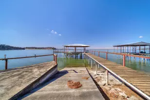 8295 Eagle Mountain Cir, Fort Worth, TX 76135 - Photo 8