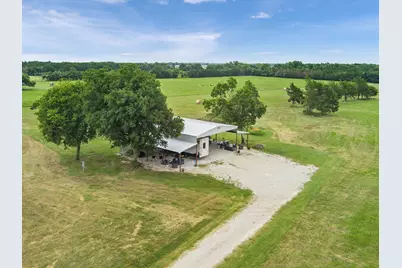667 Lcr 439, Mexia, TX 76667 - Photo 2