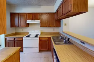 2281 Aspen Dr, Dallas, TX 75227 - Photo 4