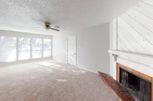 9696 Walnut St, Dallas, TX 75243 - Photo 2