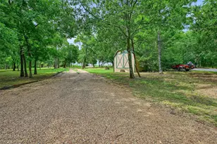 2003 Flowing Wells Rd, Pottsboro, TX 75076 - Photo 6