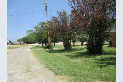 235 Industrial, Point, TX 75472 - Photo 6