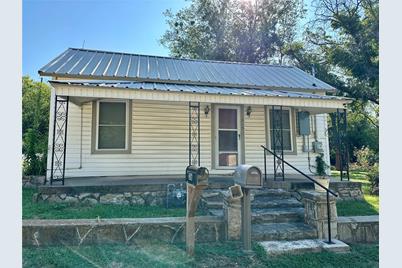 315 Hill Street, Hico, TX 76457 - Photo 1